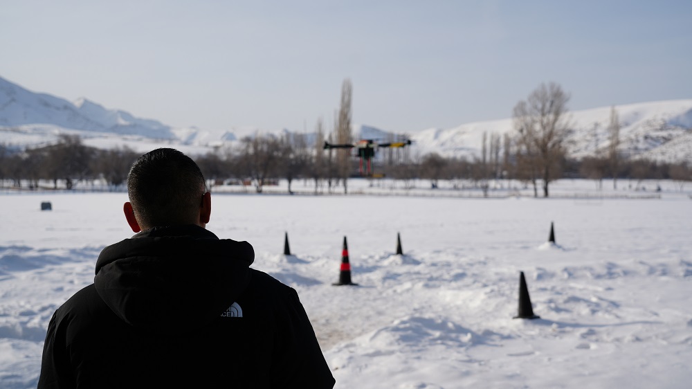 新疆无人机飞手培训基地：保华润天03考点，教学严谨技术硬