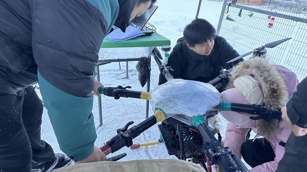 技能就是财富！新疆无人机培训，保华润天教你“真功夫”