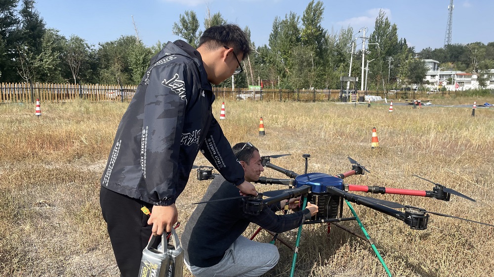 新疆无人机培训机构—选择保华润天航空：考培一体，赋能职业飞翔之路