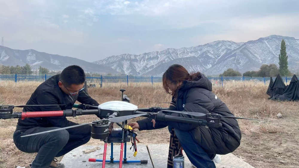 学会为止:新疆保华润天无人机培训承诺包教包会
