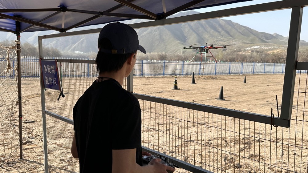 新疆无人机驾驶证考试难吗？保华润天通过率数据