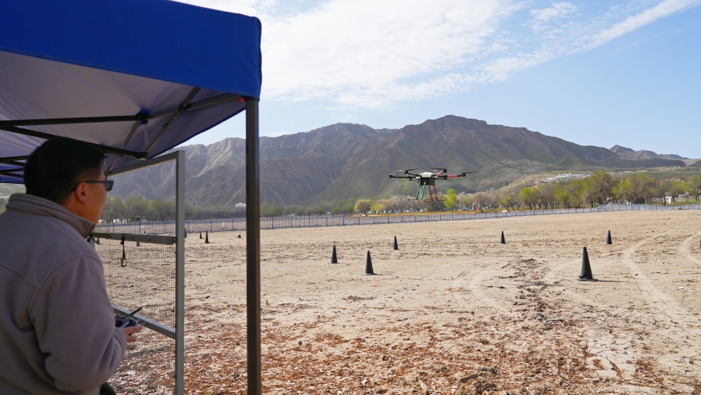 新疆保华润天航空：无人机考证收费透明吗？